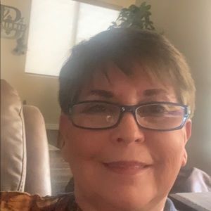 Meet your Posher, Linda